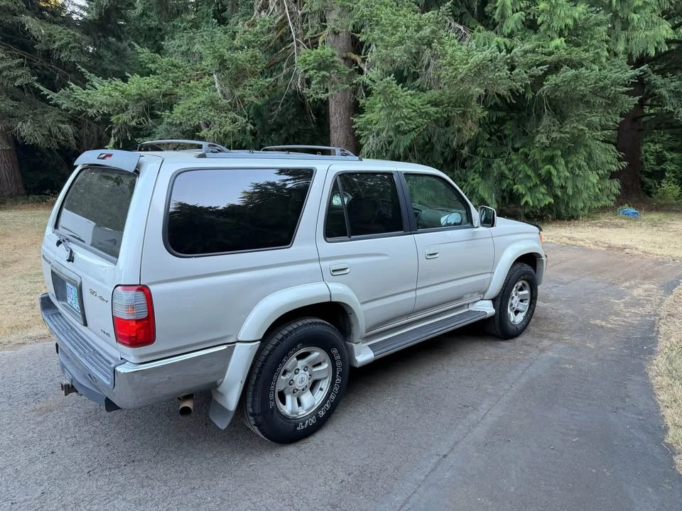 2000 Toyota 4Runner 3rd Gen - Image 2 of 13
