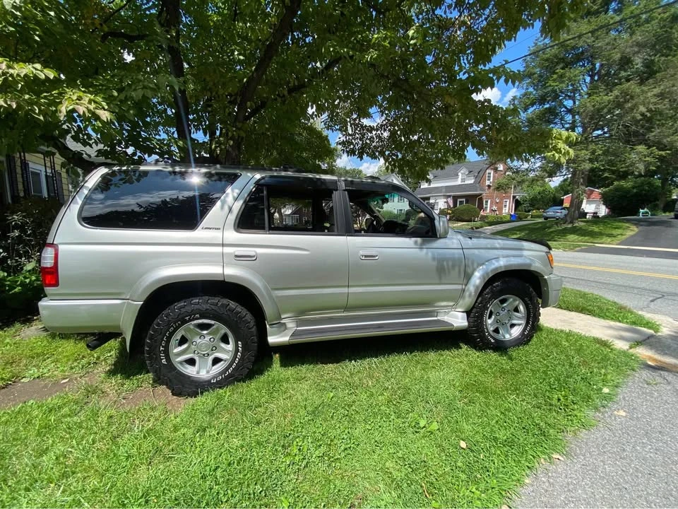 2000 Toyota 4Runner 3rd Gen - Image 2 of 8