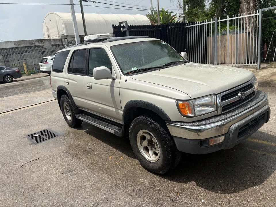 2000 Toyota 4Runner 3rd Gen - Image 3 of 9
