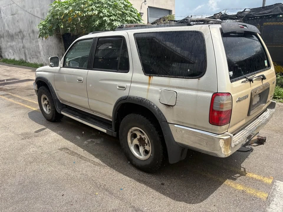 2000 Toyota 4Runner 3rd Gen - Image 8 of 9