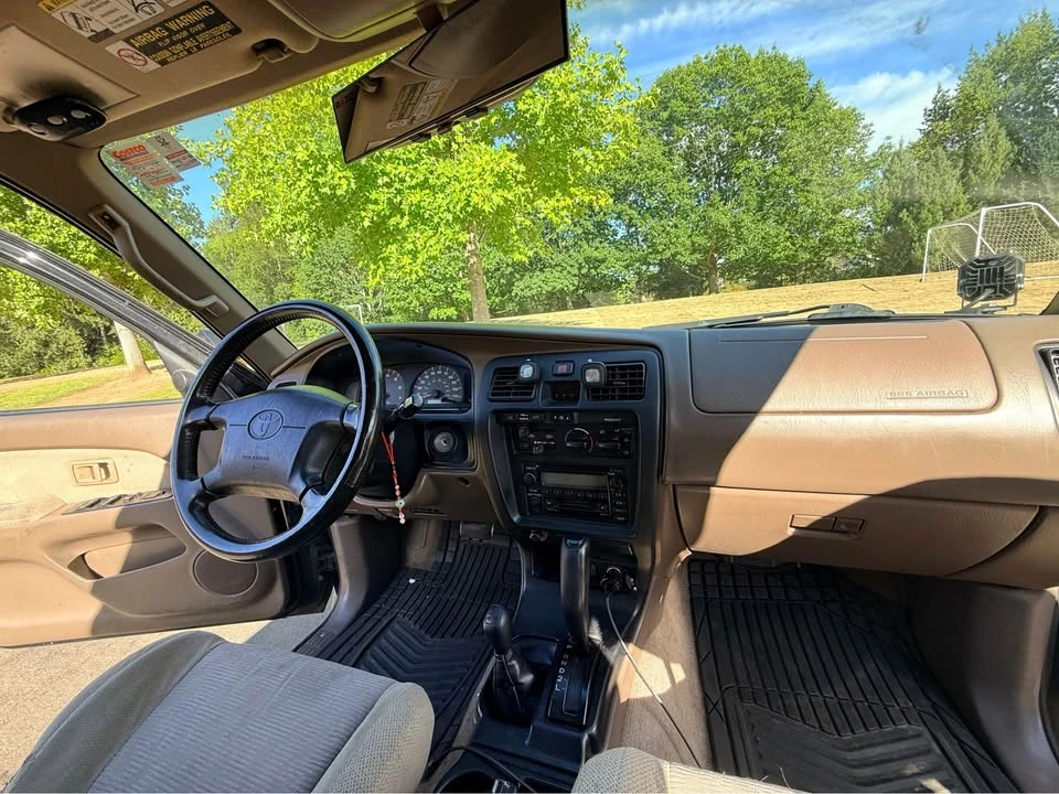 2000 Toyota 4Runner 3rd Gen - Image 13 of 17