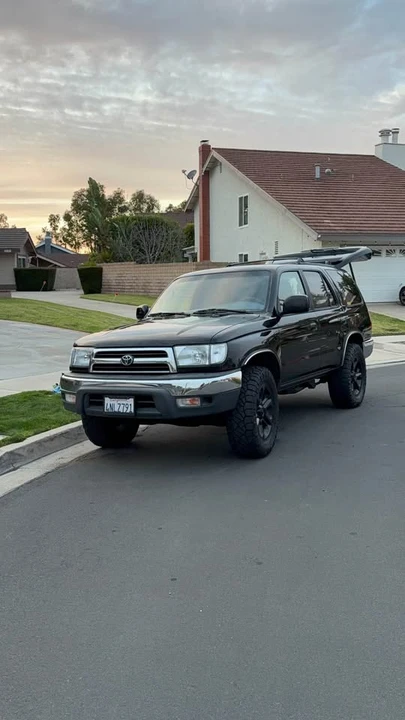 2000 Toyota 4Runner 3rd Gen - Image 2 of 6