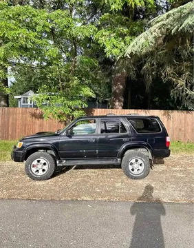 2000 Toyota 4Runner SR5 Sport Utility 4D