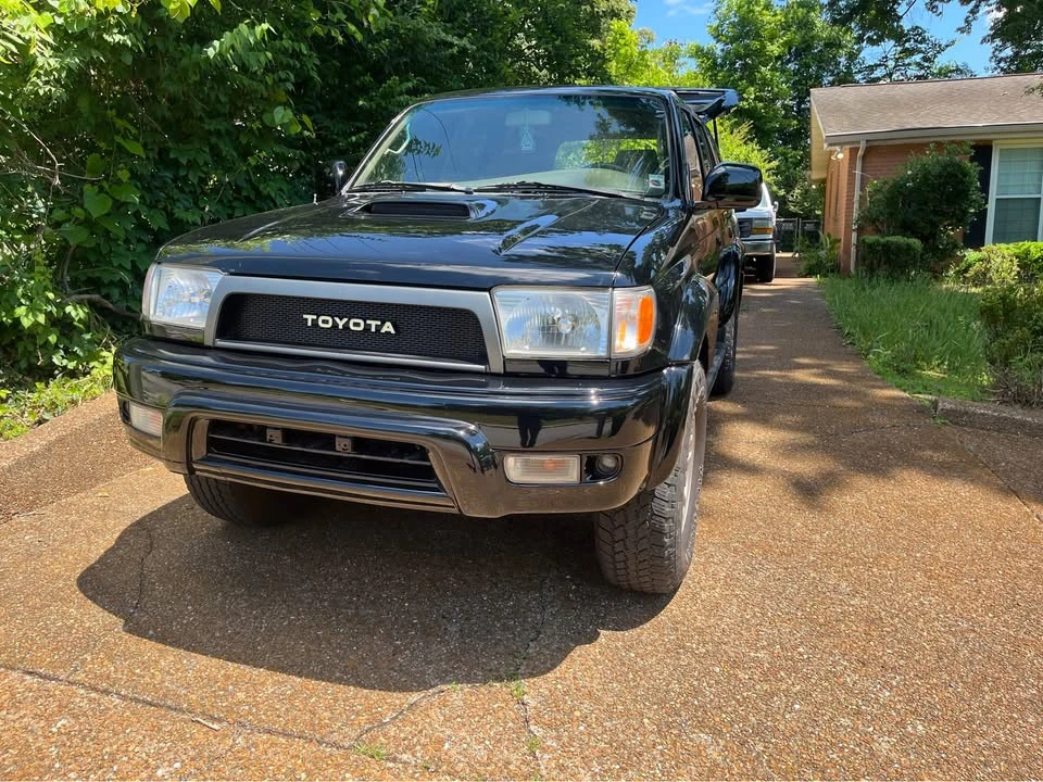 2000 Toyota 4Runner 3rd Gen - Image 2 of 2