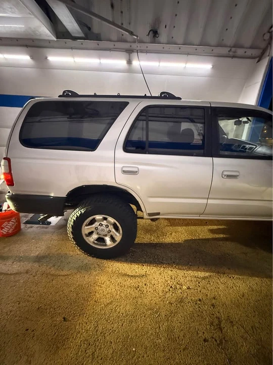 2000 Toyota 4Runner 3rd Gen - Image 12 of 13