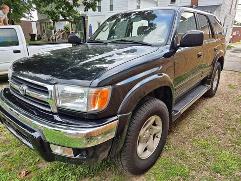 2000 Toyota 4Runner SR5 Sport Utility 4D