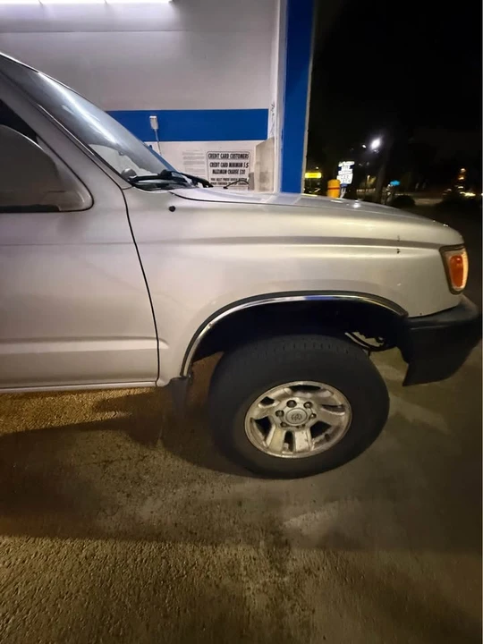2000 Toyota 4Runner 3rd Gen - Image 11 of 13