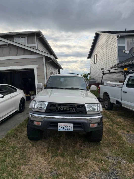 2000 Toyota 4Runner 3rd Gen - Image 2 of 16