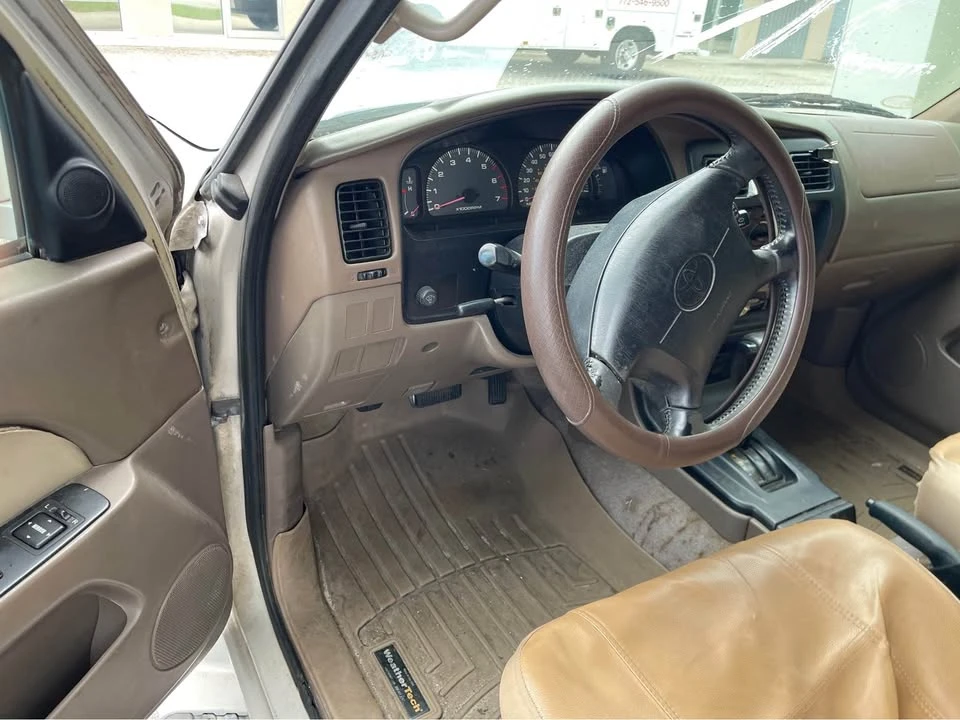 2000 Toyota 4Runner 3rd Gen - Image 3 of 9