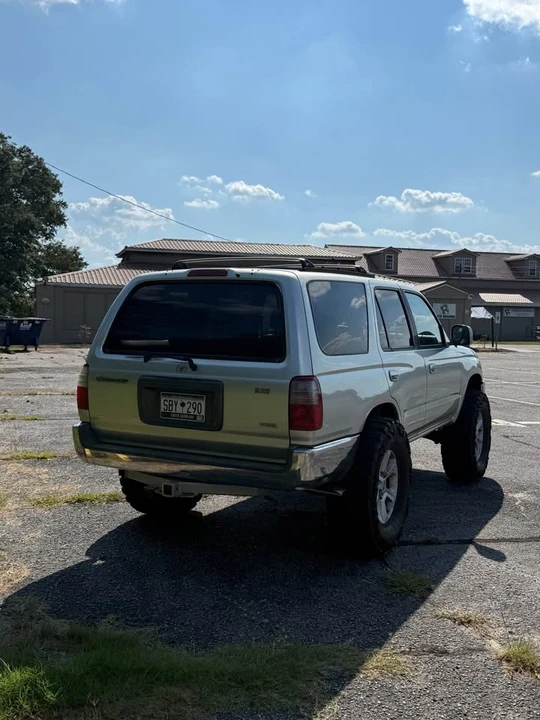 2000 Toyota 4Runner 3rd Gen - Image 11 of 16
