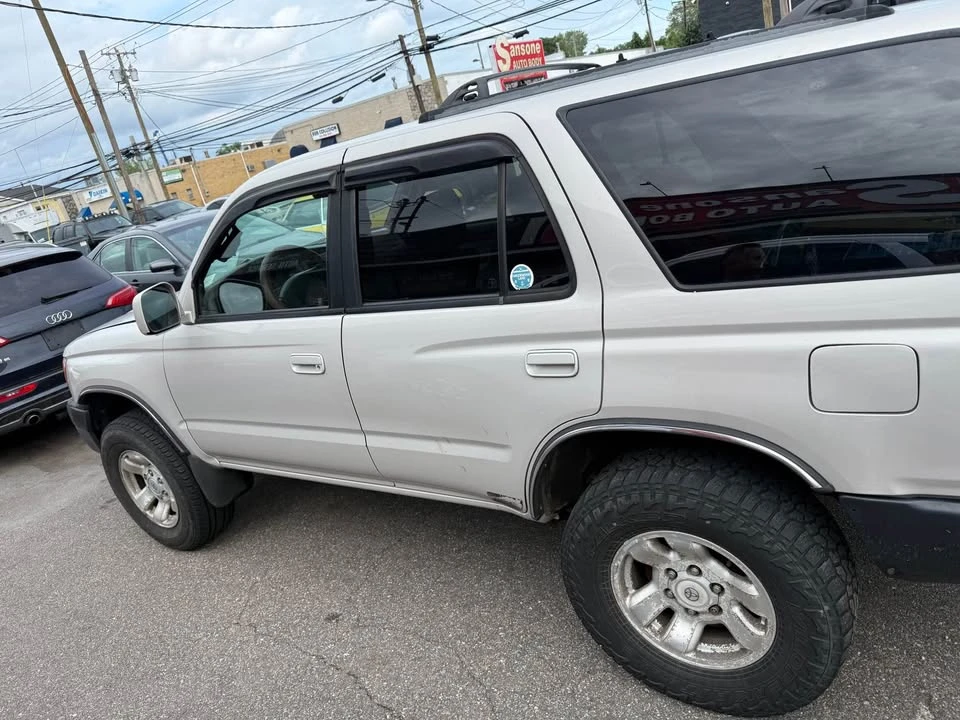 2000 Toyota 4Runner 3rd Gen - Image 4 of 13