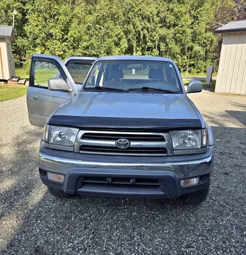 2000 Toyota 4Runner SR5 Sport Utility 4D