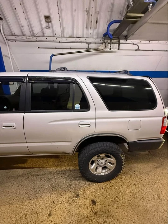 2000 Toyota 4Runner 3rd Gen - Image 6 of 13
