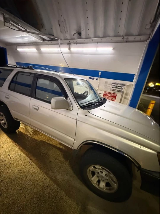 2000 Toyota 4Runner 3rd Gen - Image 9 of 13