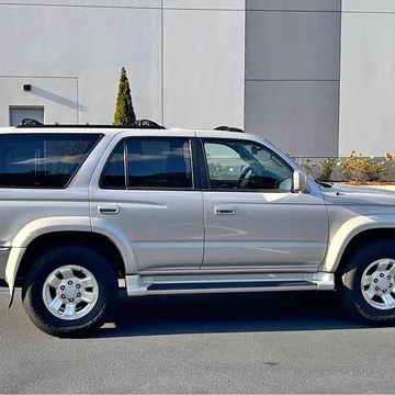 2000 Toyota 4Runner SR5 Sport Utility 4D