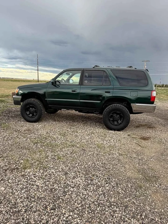 2000 Toyota 4Runner 3rd Gen - Image 2 of 12