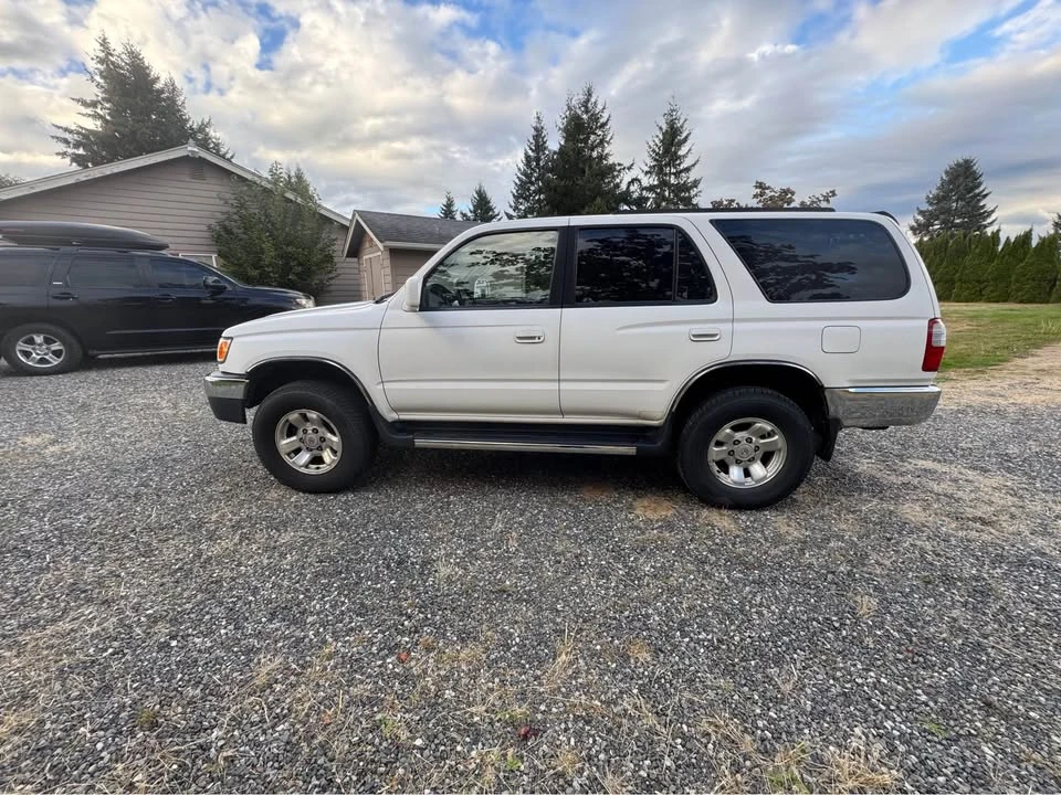 2000 Toyota 4Runner 3rd Gen - Image 3 of 8