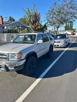 2000 Toyota 4Runner SR5 Sport Utility 4D