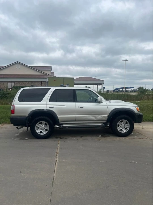 2000 Toyota 4Runner 3rd Gen - Image 5 of 19