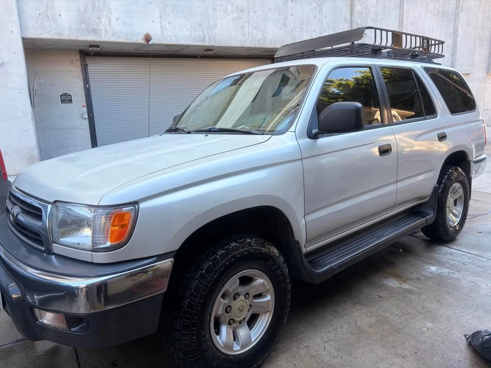 2000 Toyota 4Runner 3rd Gen - Image 2 of 7