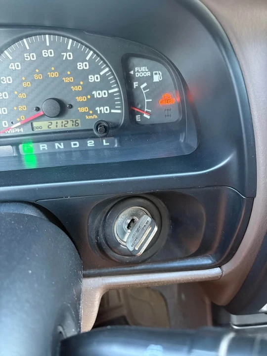 2000 Toyota 4Runner 3rd Gen - Image 7 of 12