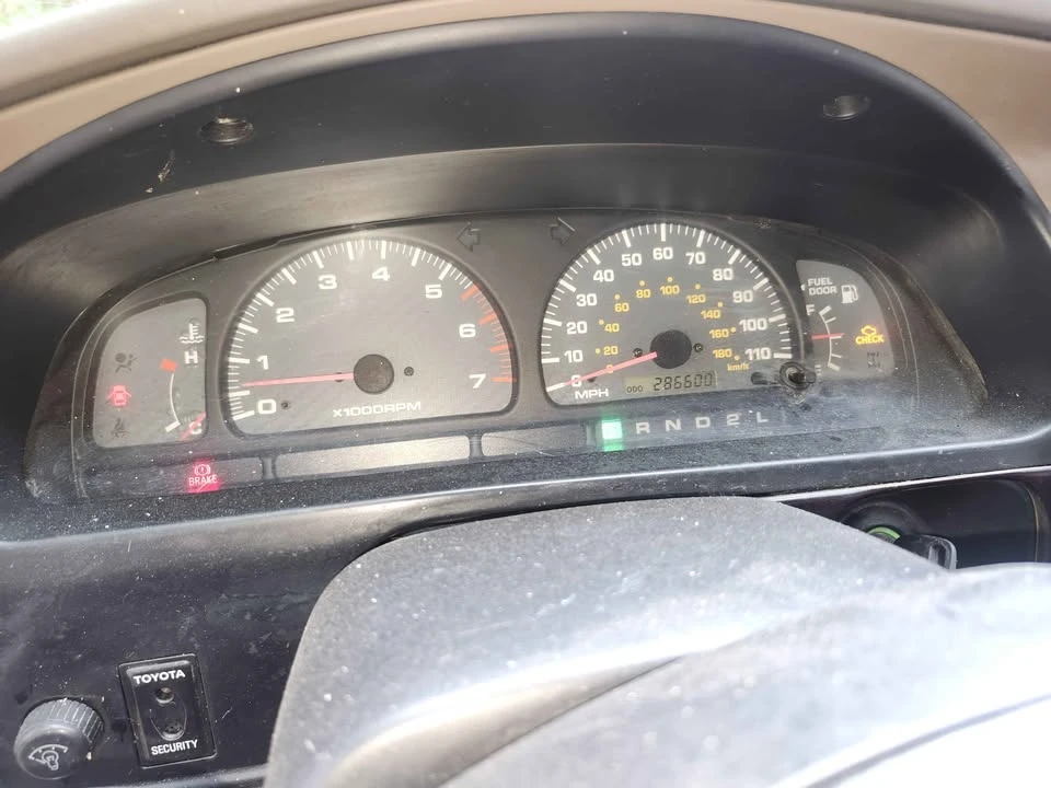 2000 Toyota 4Runner 3rd Gen - Image 2 of 12