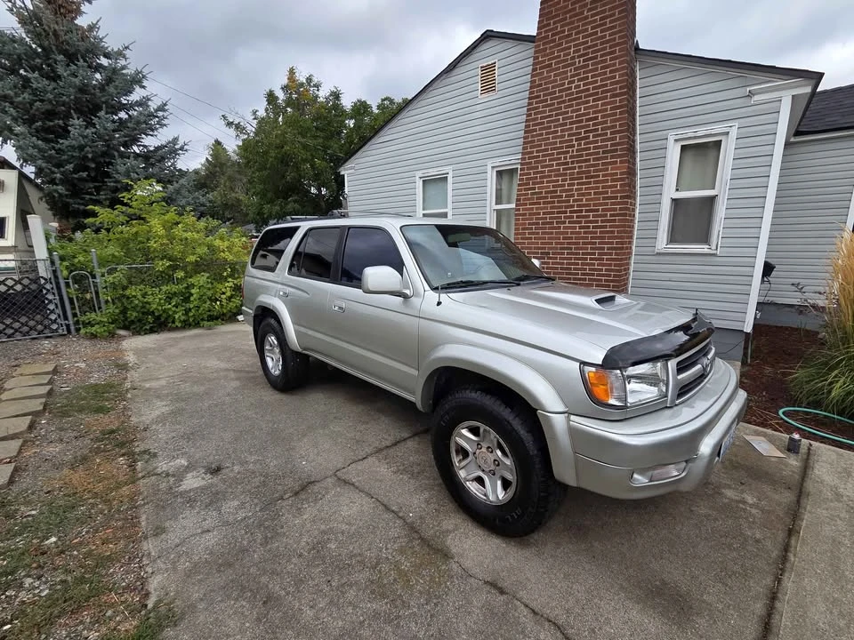 2000 Toyota 4Runner 3rd Gen - Image 3 of 8