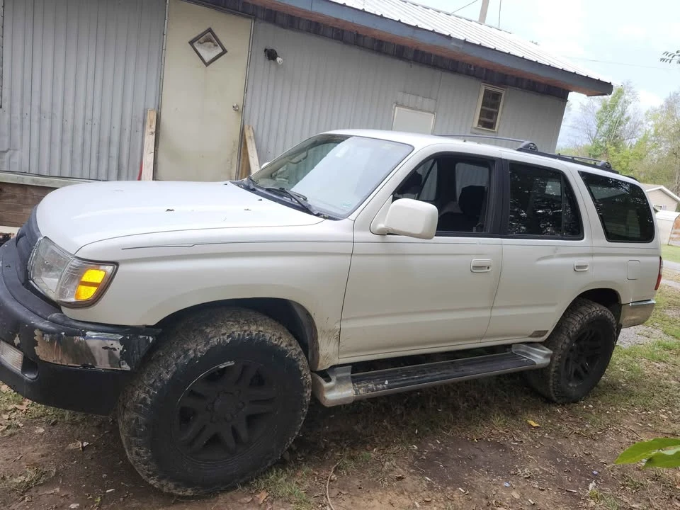 2000 Toyota 4Runner 3rd Gen - Image 9 of 12