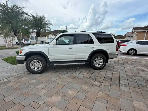 2000 Toyota 4Runner SR5 Sport Utility 4D