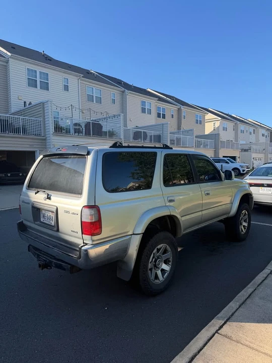 2000 Toyota 4Runner 3rd Gen - Image 3 of 9