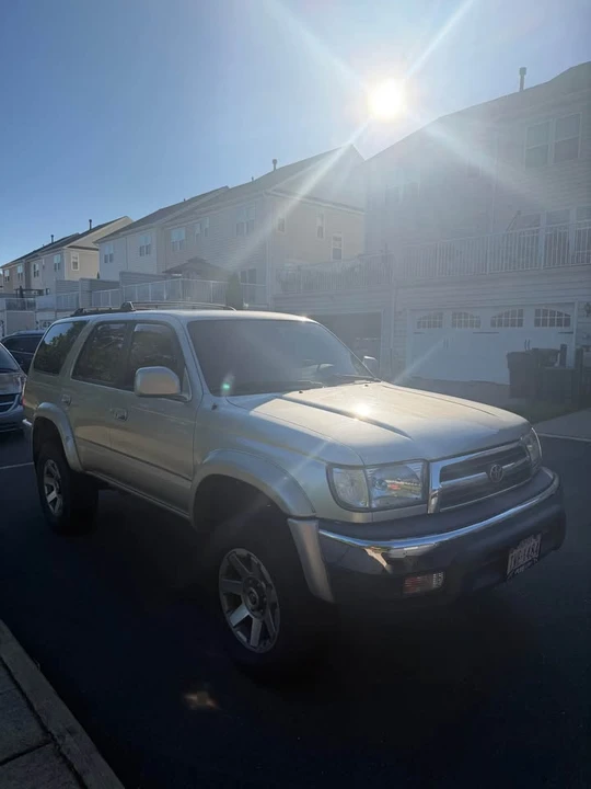 2000 Toyota 4Runner 3rd Gen - Image 4 of 9