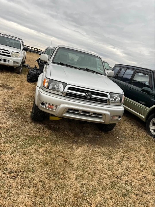 2000 Toyota 4Runner 3rd Gen - Image 4 of 5