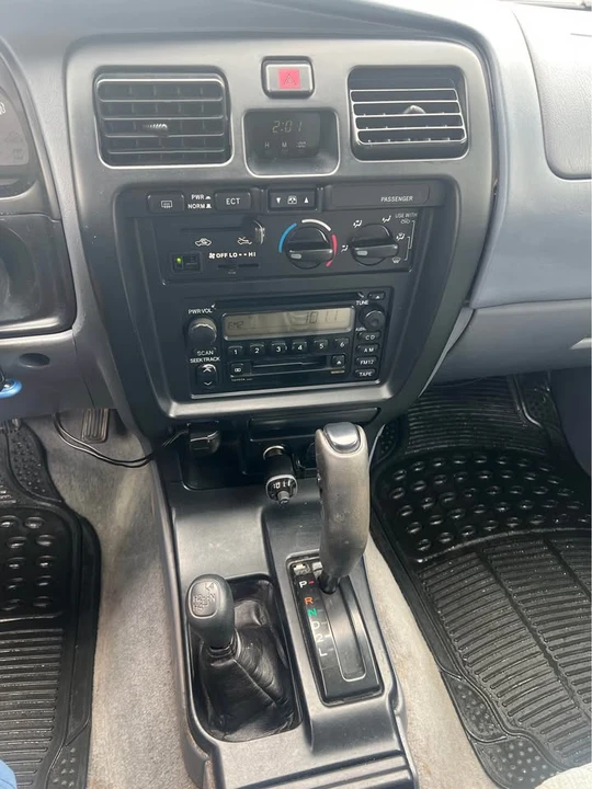 2000 Toyota 4Runner 3rd Gen - Image 12 of 17