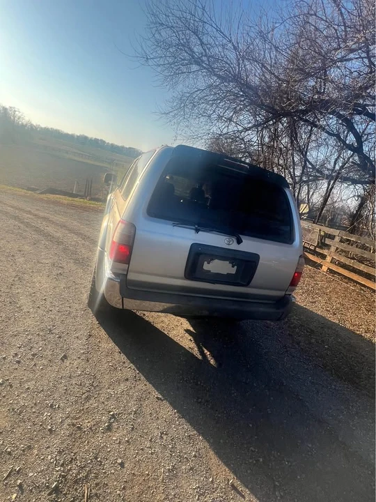2000 Toyota 4Runner 3rd Gen - Image 2 of 5