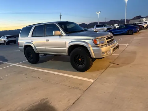 2000 Toyota 4Runner SR5 4X4