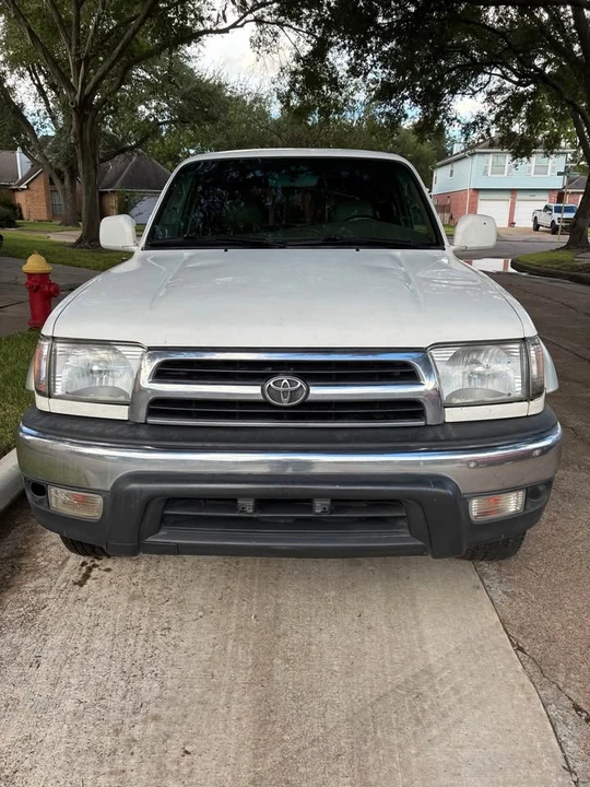 2000 Toyota 4Runner 3rd Gen - Image 2 of 11