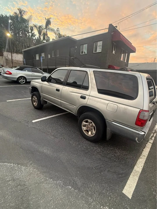 2000 Toyota 4Runner 3rd Gen - Image 3 of 9