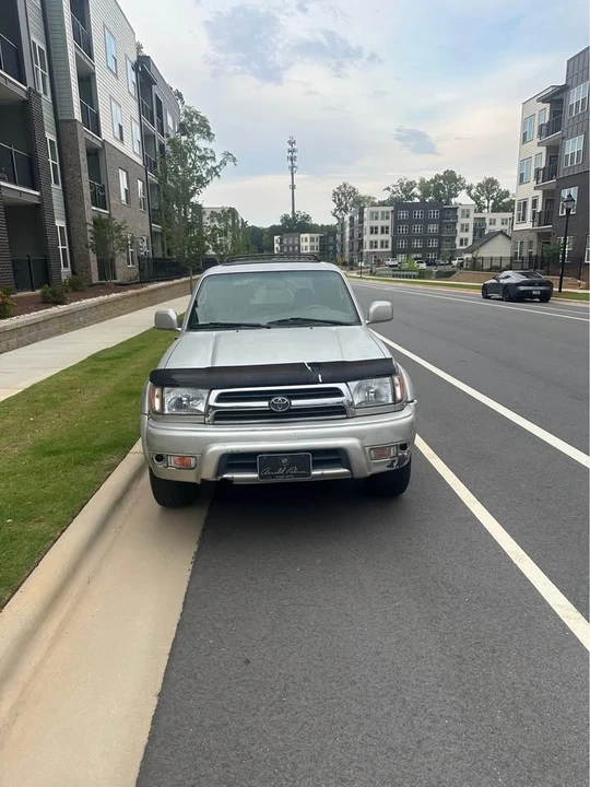 2000 Toyota 4Runner 3rd Gen - Image 2 of 9