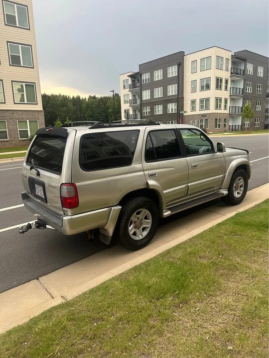 2000 Toyota 4Runner 3rd Gen - Image 4 of 9
