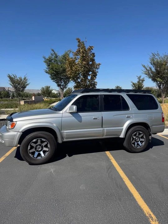 2000 Toyota 4Runner 3rd Gen - Image 3 of 19