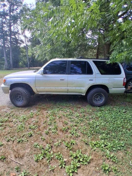 2000 Toyota 4Runner 3rd Gen - Image 9 of 12