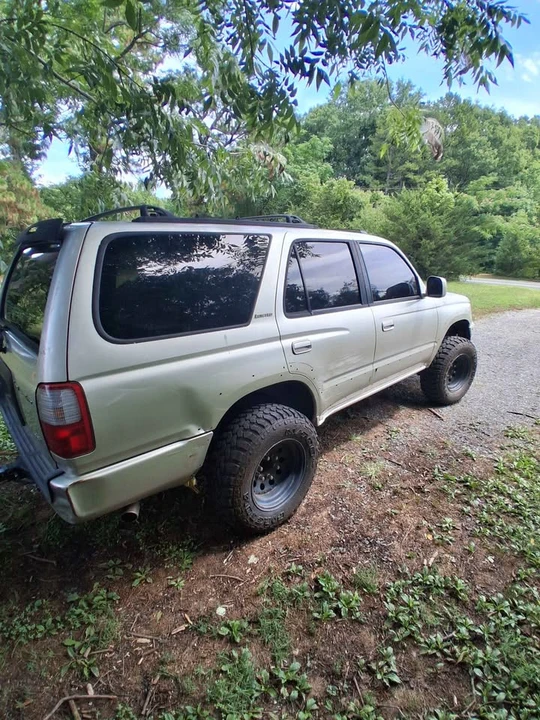 2000 Toyota 4Runner 3rd Gen - Image 7 of 12