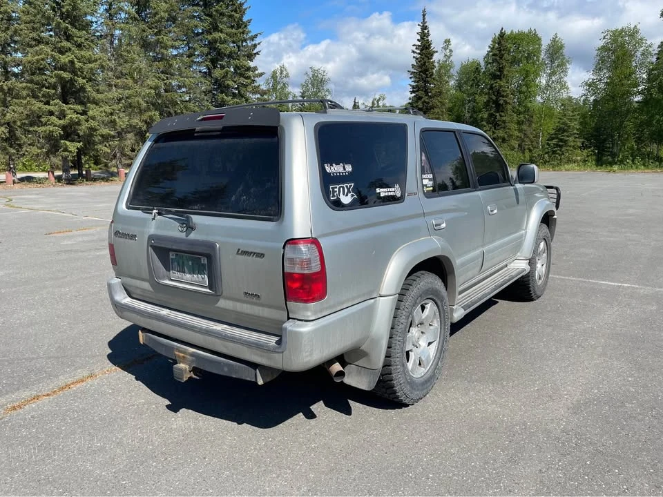 2000 Toyota 4Runner 3rd Gen - Image 3 of 11
