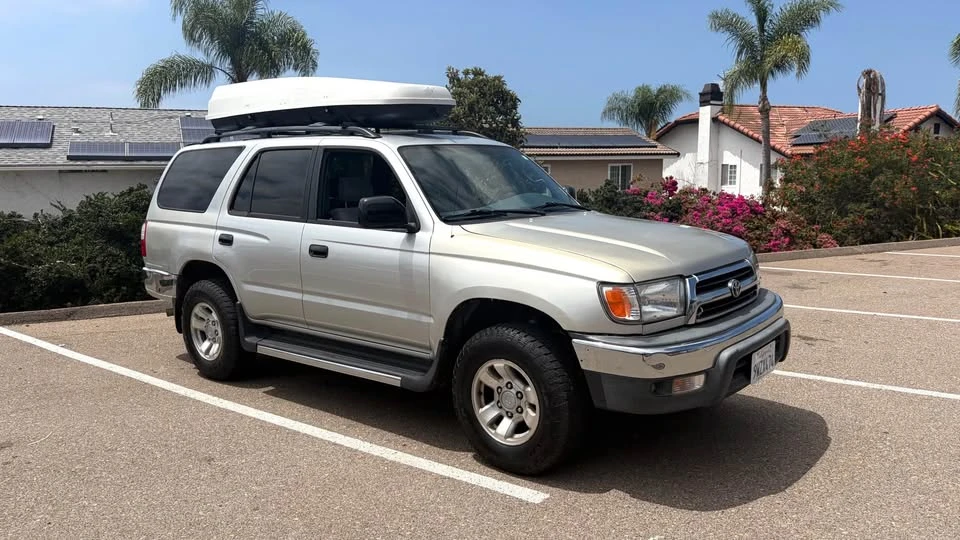 2000 Toyota 4Runner 3rd Gen - Image 2 of 8