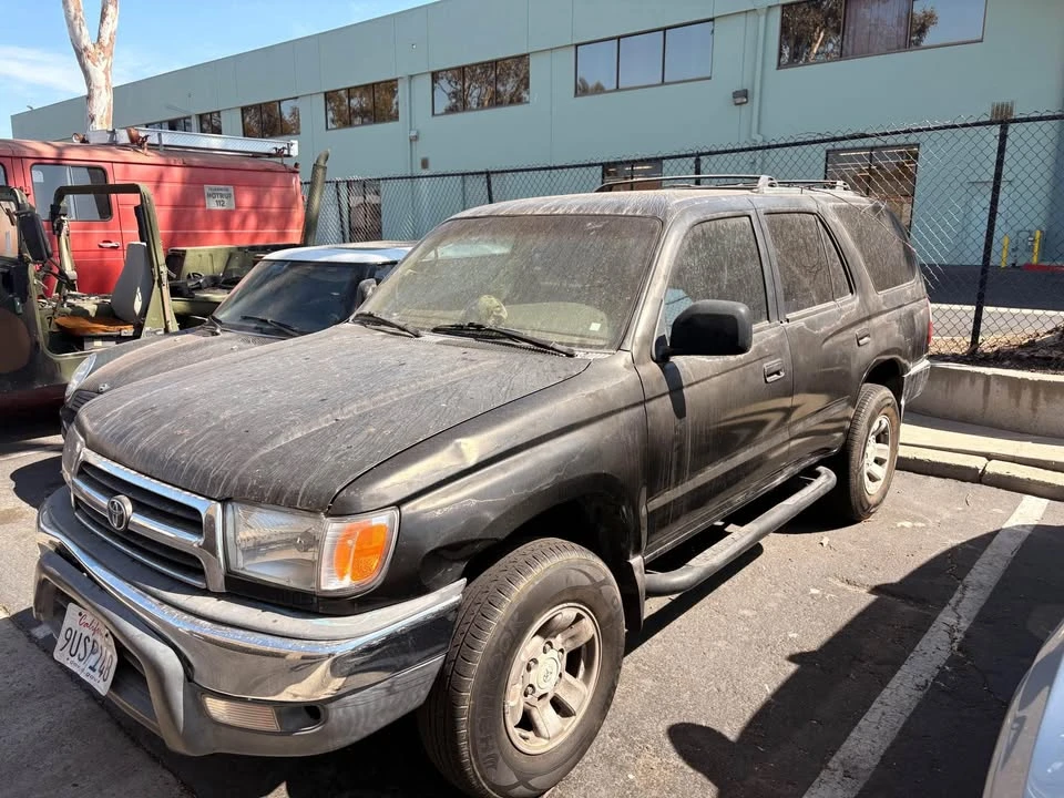 2000 Toyota 4Runner 3rd Gen - Image 2 of 8