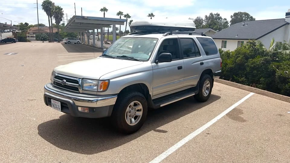 2000 Toyota 4Runner 3rd Gen - Image 2 of 8