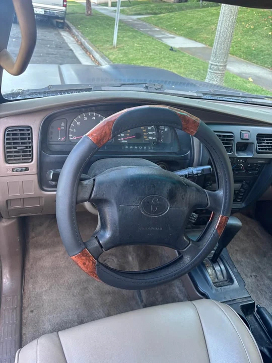2000 Toyota 4Runner 3rd Gen - Image 7 of 10