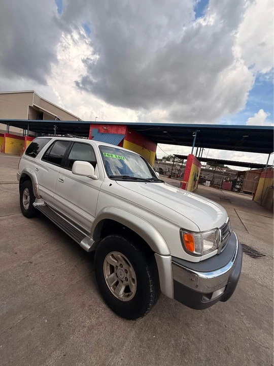 2000 Toyota 4Runner 3rd Gen - Image 3 of 13