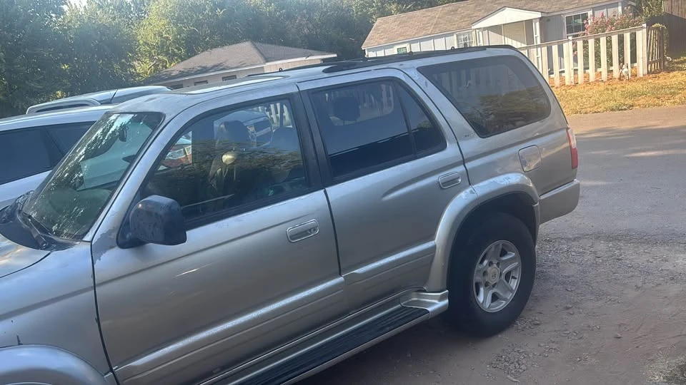 2000 Toyota 4Runner 3rd Gen - Image 3 of 4