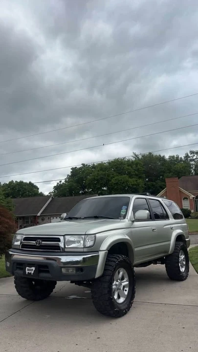 2000 Toyota 4Runner 3rd Gen - Image 3 of 10